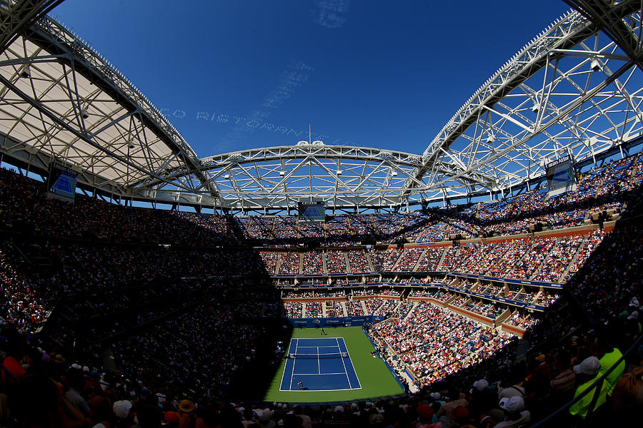 2015 US Open - Day Six Photograph by Mike Stobe