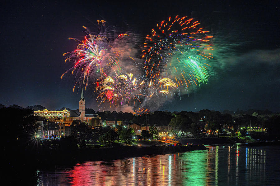 2023 Washington MO Fireworks Photograph by Wanda Parsons Fine Art America
