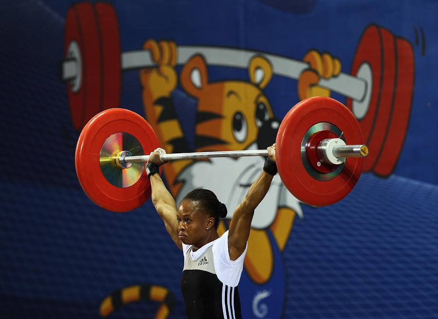 19th Commonwealth Games - Day 1: Weightlifting #21 Photograph by Daniel Berehulak