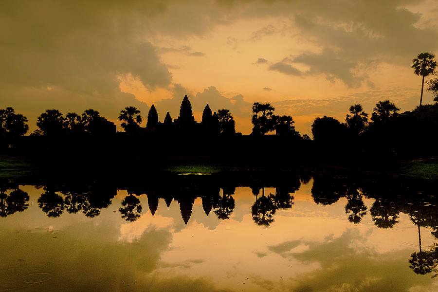 Angkor wat silhouettes at sunrise Photograph by Sergio Florez Alonso ...