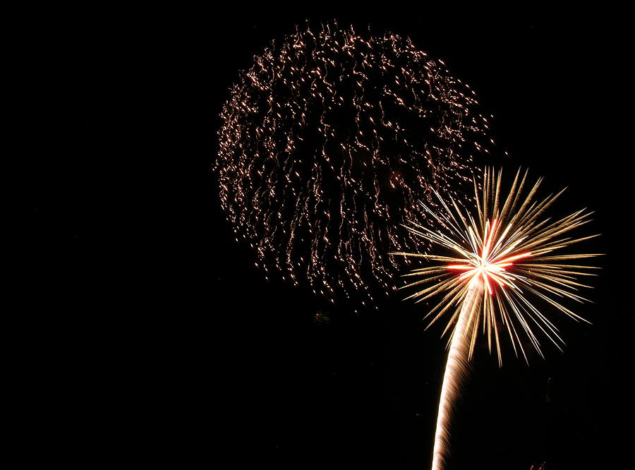 Fireworks #22 Photograph by George Pennington