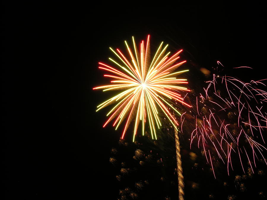 Fireworks #23 Photograph by George Pennington