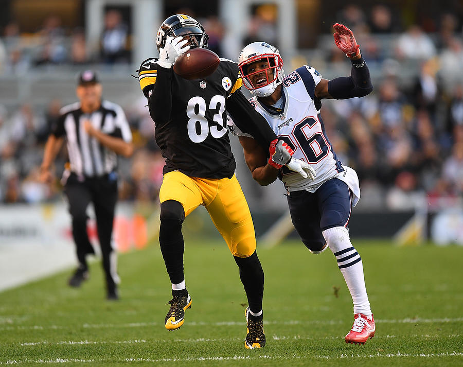 New England Patriots v Pittsburgh Steelers #23 Photograph by Joe Sargent