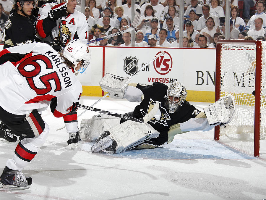 Ottawa Senators v Pittsburgh Penguins - Game One #23 Photograph by Gregory Shamus