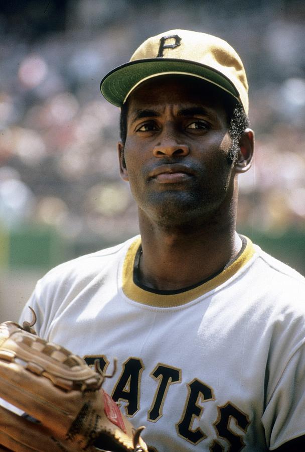 Roberto Clemente #24 Photograph by Focus On Sport