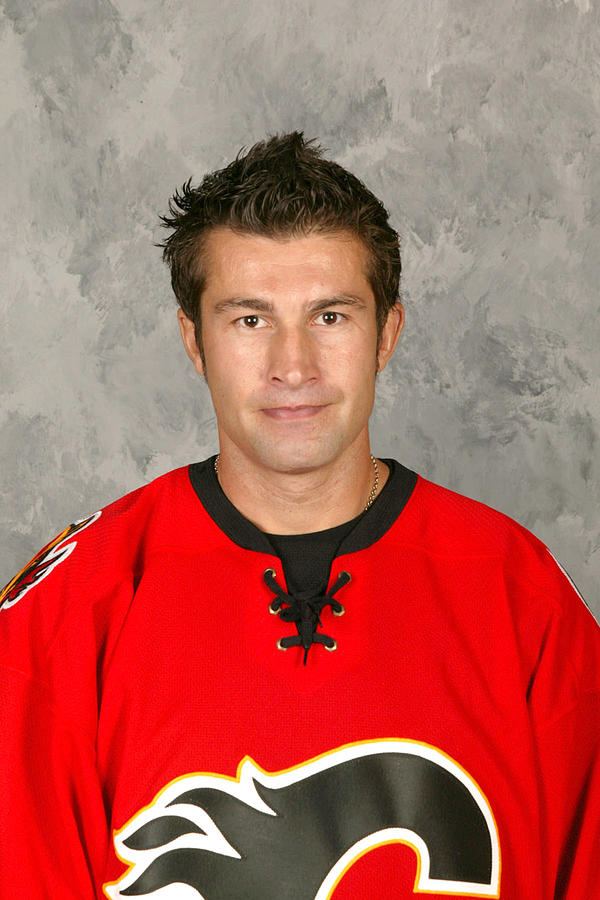 2006 Calgary Flames Headshots #25 Photograph by Getty Images