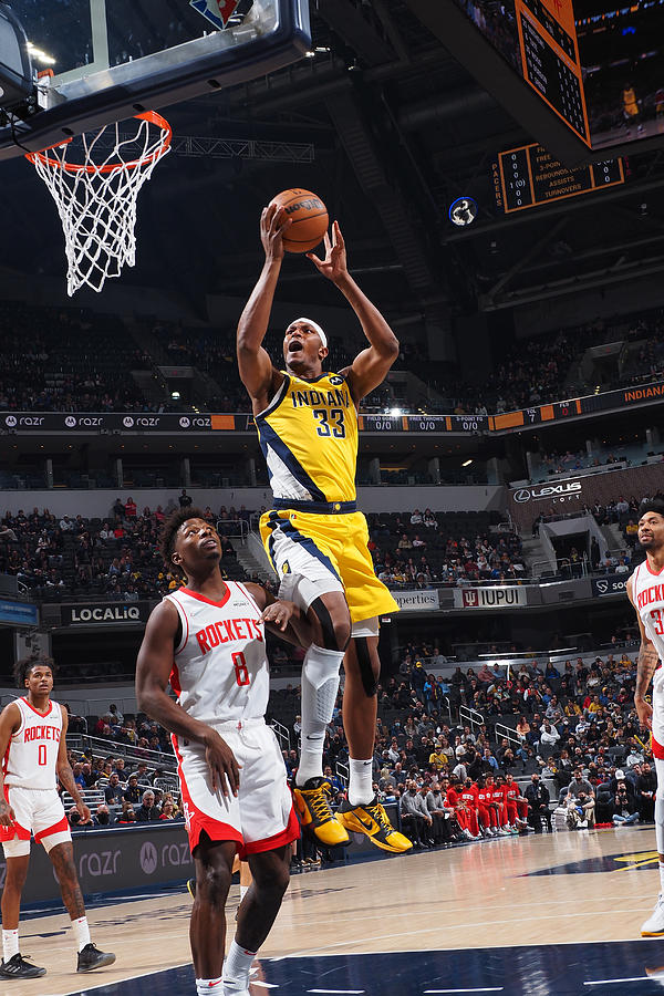 Myles Turner #25 Photograph by Ron Hoskins