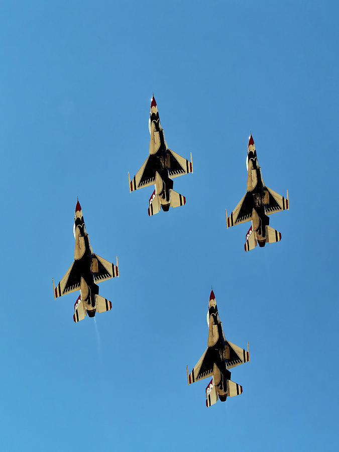 The U.S.A.F. Thunderbirds #26 Photograph by Ron Dubin