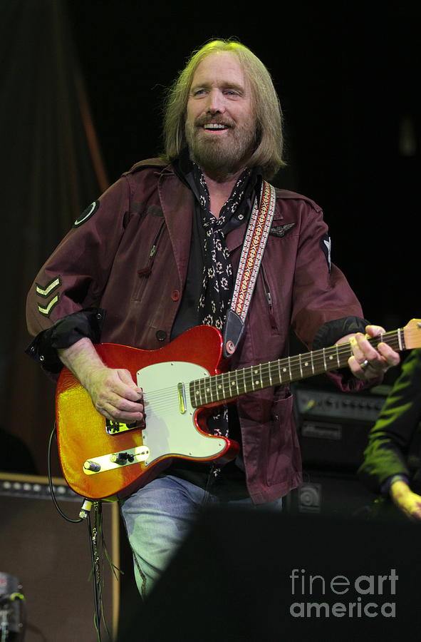 Tom Petty - Tom Petty and The Heartbreakers #26 Photograph by Concert ...