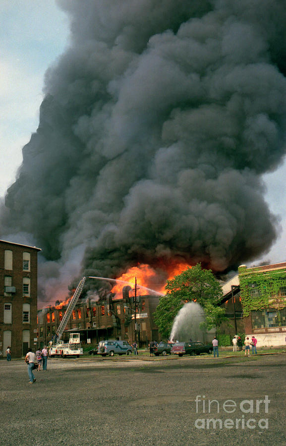 9-02-85 Passaic, NJ Labor Day Fire, Conflagration  #27 Photograph by Steven Spak