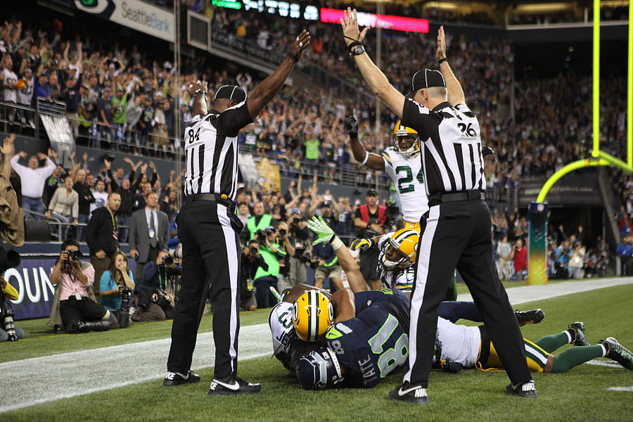 Green Bay Packers v Seattle Seahawks #28 Photograph by Otto Greule Jr