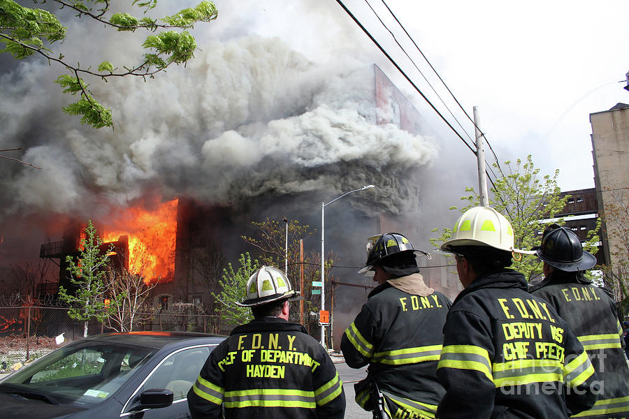 May 2nd 2006  Spectacular Greenpoint Terminal 10 Alarm Fire in Brooklyn, NY #28 Photograph by Steven Spak