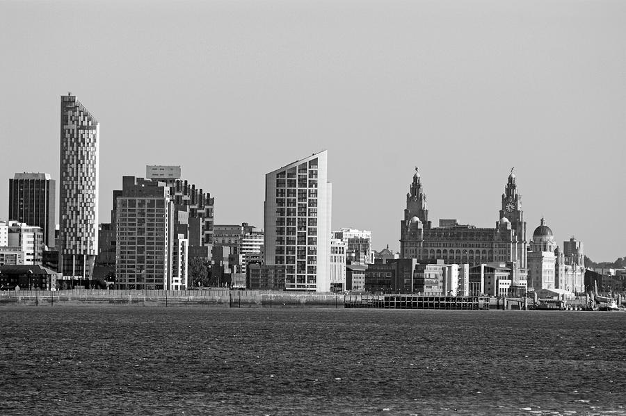 29/09/13 NEW BRIGHTON. The Liverpool Waterfront. Photograph by Lachlan Main