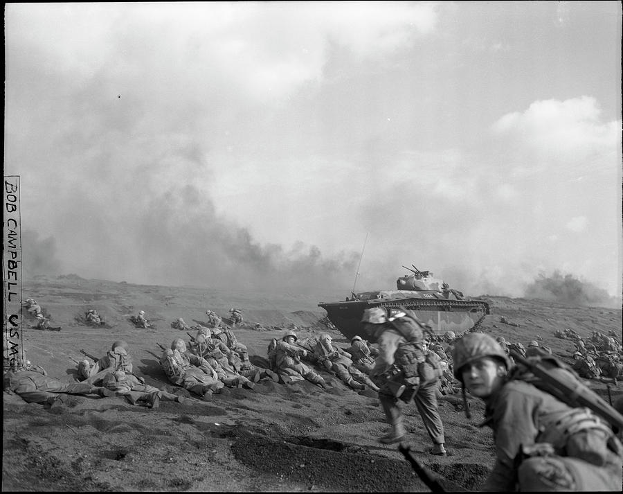 2nd Battalion 27th Marines landing on Iwo Jima Painting by Artistic ...