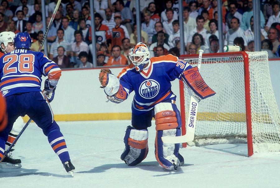 1987 Stanley Cup Finals:  Edmonton Oilers v Philadelphia Flyers #3 Photograph by Bruce Bennett