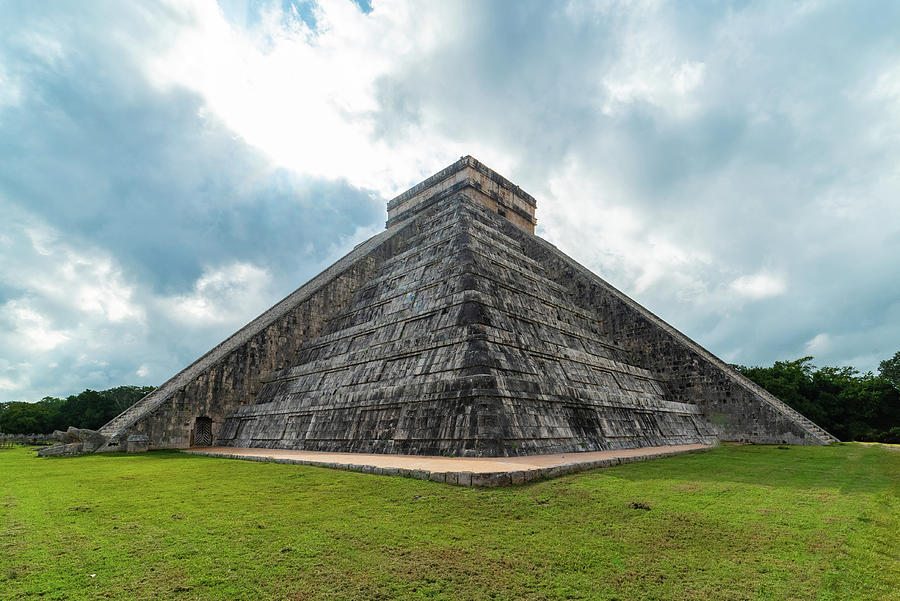 Amazing view of Chichen Itza Mayan Ruins Yucatan Mexico Photograph by ...