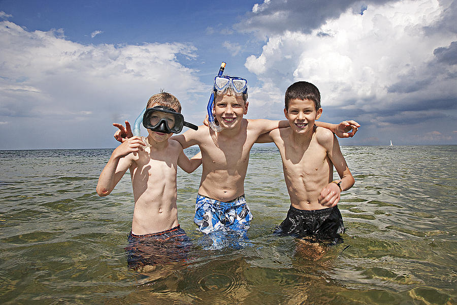 3 Boys At The Beach Photograph by Claus Christensen