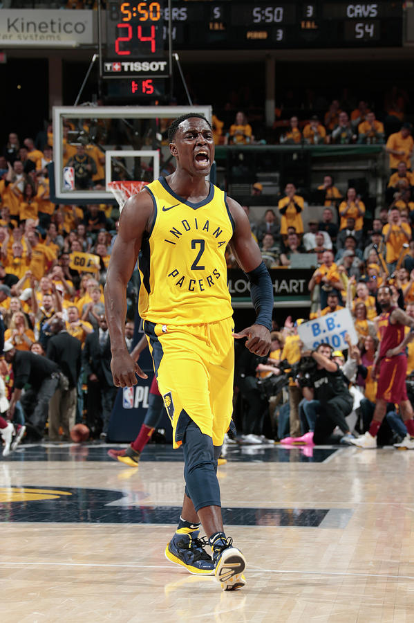 Darren Collison Photograph by Ron Hoskins Darren Collison Photograph by Ron Hoskins