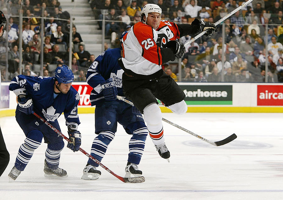 Flyers  v Maple Leafs #3 Photograph by Dave Sandford