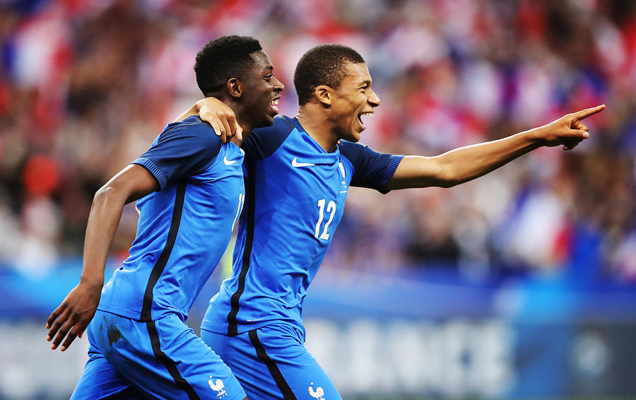 France v England - International Friendly #3 Photograph by Ian MacNicol