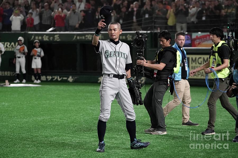 Ichiro Suzuki Photograph by Masterpress Ichiro Suzuki Photograph by Masterpress