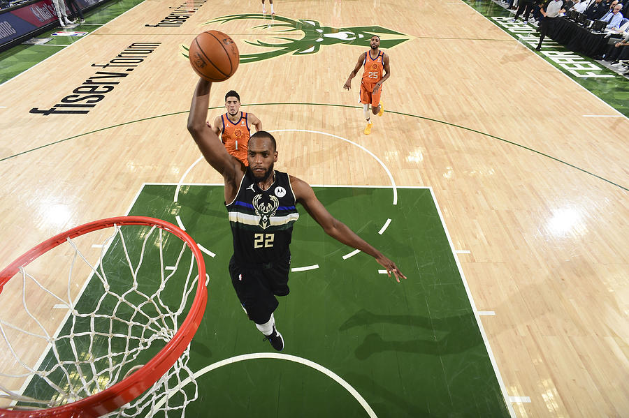 Khris Middleton Photograph by Andrew D. Bernstein