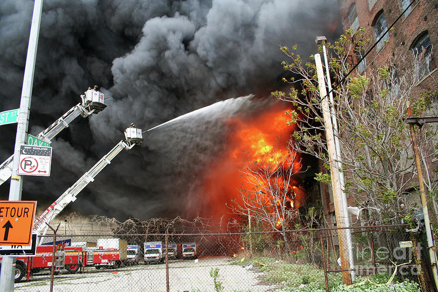 May 2nd 2006 Spectacular Greenpoint Terminal 10 Alarm Fire in Brooklyn, NY  by Steven Spak