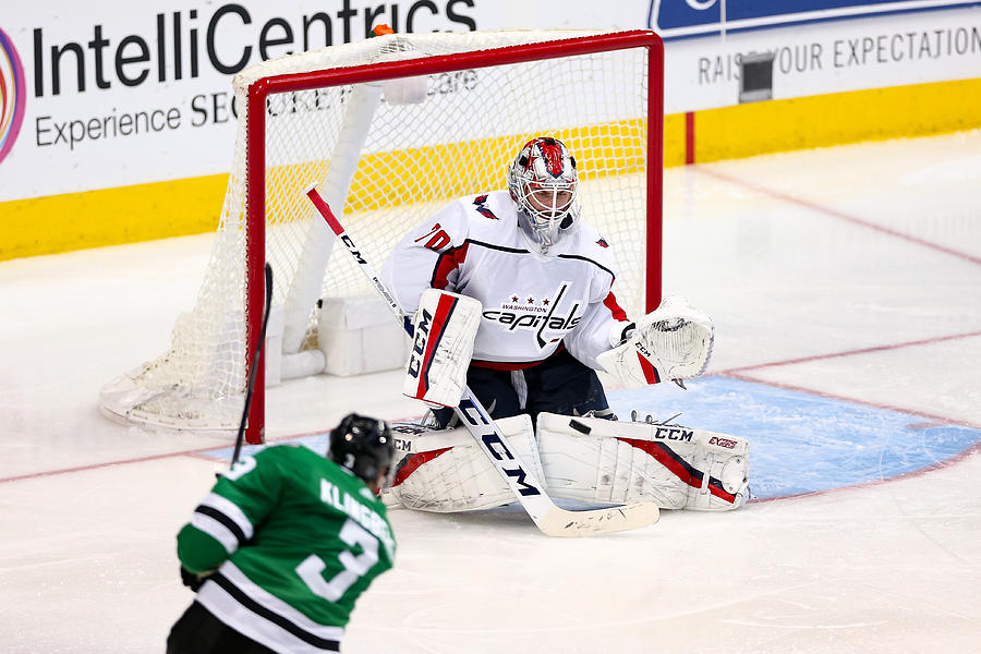 NHL: DEC 19 Capitals at Stars #3 Photograph by Icon Sportswire