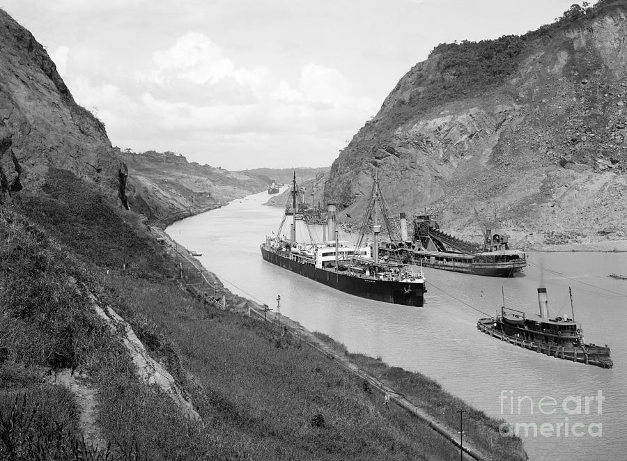 Panama Canal, c1915 #3 Photograph by Granger