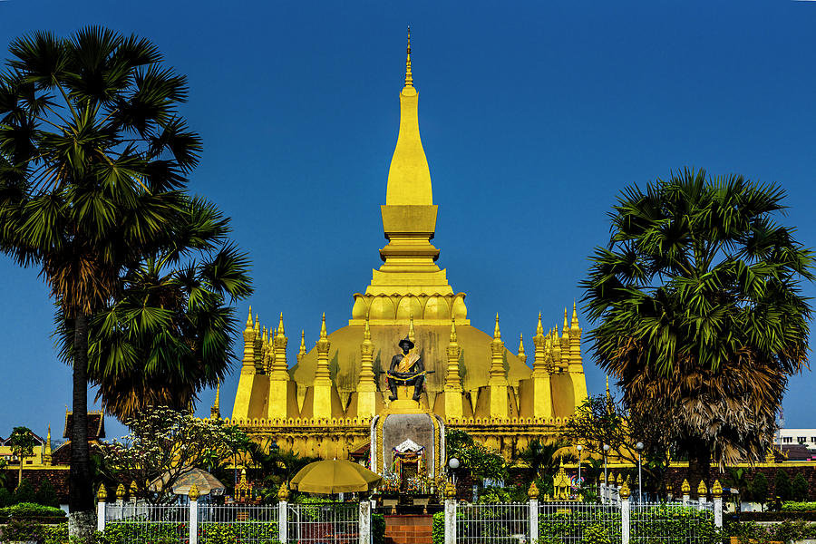 Pha That Luang Stupa National Monument, Vientiane, Laos Photograph by ...