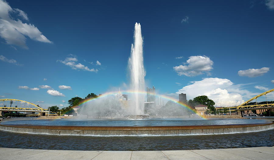 Point State Park Fountain in downtown Pittsburgh #1 Photograph by Steven Heap