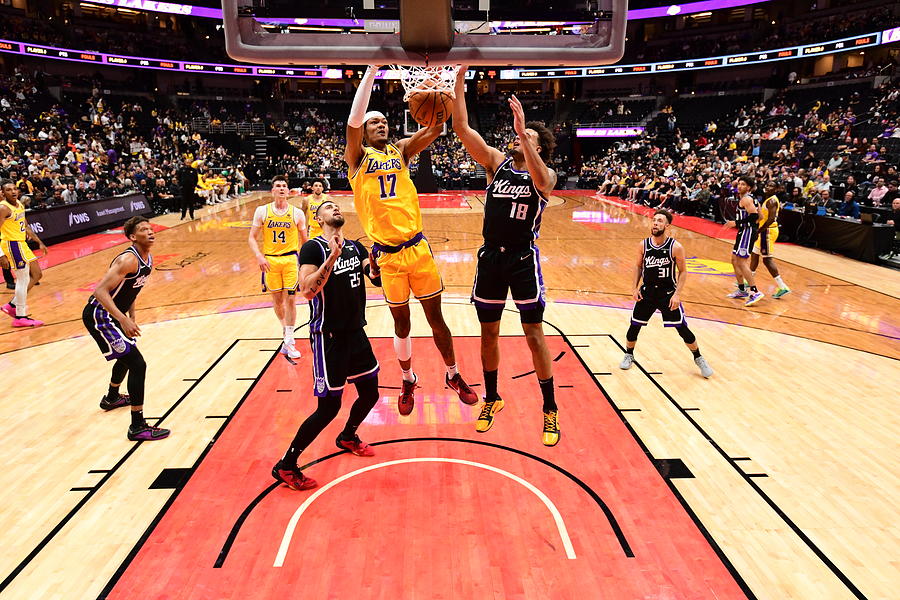 Sacramento Kings v Los Angeles Lakers #3 Photograph by Adam Pantozzi