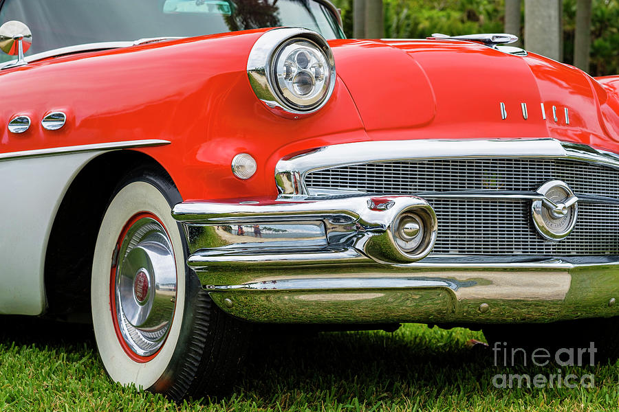 Vintage Buick Automobile #3 Photograph by Raul Rodriguez