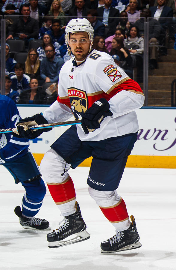 Florida Panthers v Toronto Maple Leafs #30 Photograph by Mark Blinch