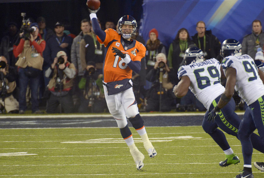 Super Bowl XLVIII - Seattle Seahawks v Denver Broncos #30 Photograph by Focus On Sport