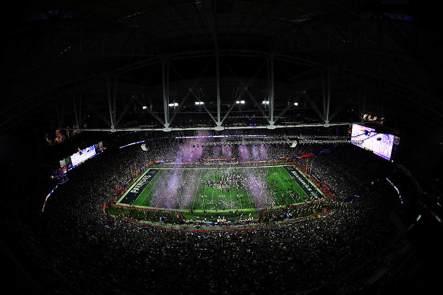 Super Bowl XLIX - New England Patriots v Seattle Seahawks #32 Photograph by Rob Carr