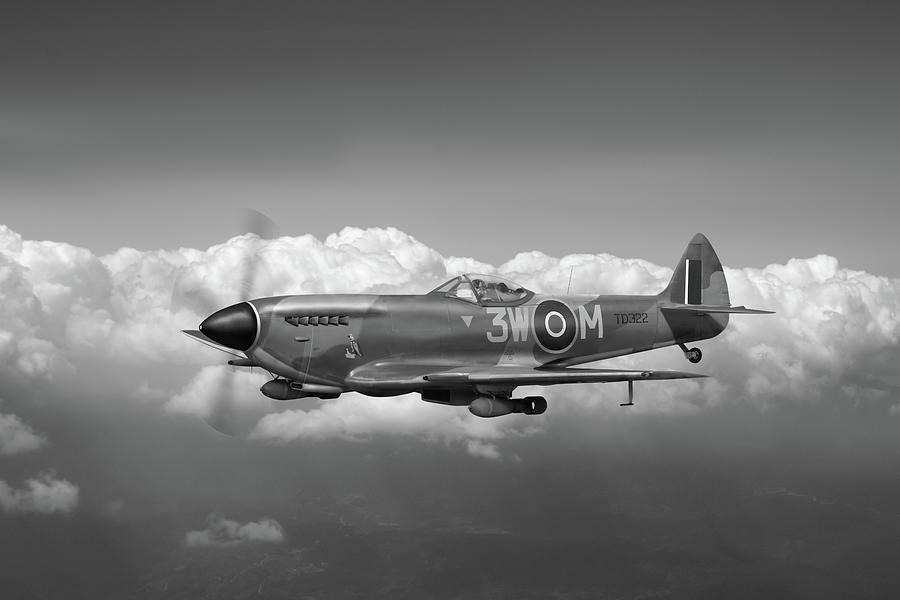 322 Squadron Polly Grey Spitfire TD322 BW version Photograph by Gary Eason