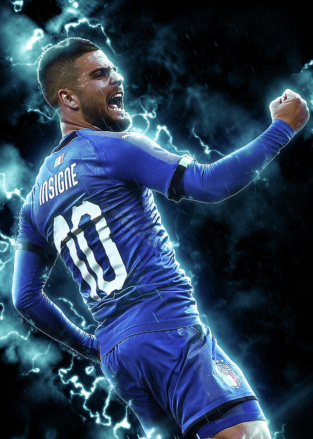 Lorenzo Insigne Lorenzoinsigne Lorenzo Insigne Footballer Lorenzo ...