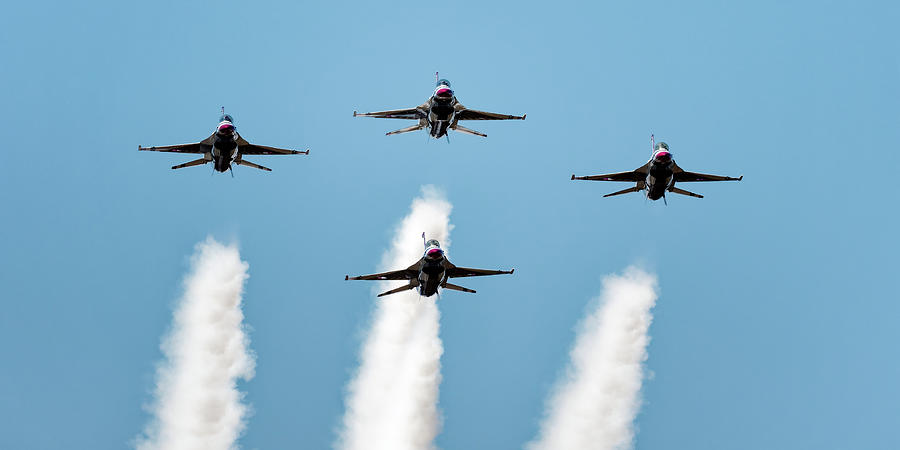 The U.S.A.F. Thunderbirds #39 Photograph by Ron Dubin