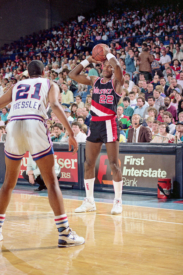 Clyde Drexler #4 Photograph by Rocky Widner