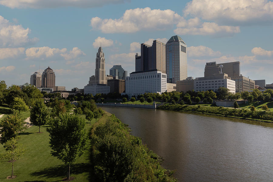 Columbus Ohio skyline #4 Photograph by Eldon McGraw