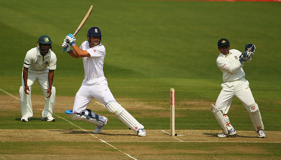 England v Bangladesh: 2nd npower Test - Day One #4 Photograph by Matthew Lewis