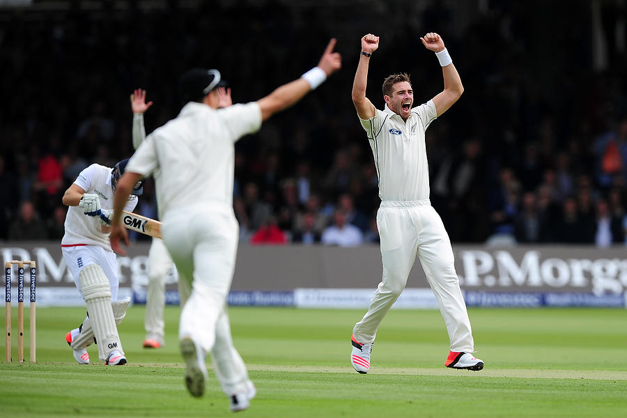 England v New Zealand: 1st Investec Test - Day One #4 Photograph by Dan Mullan