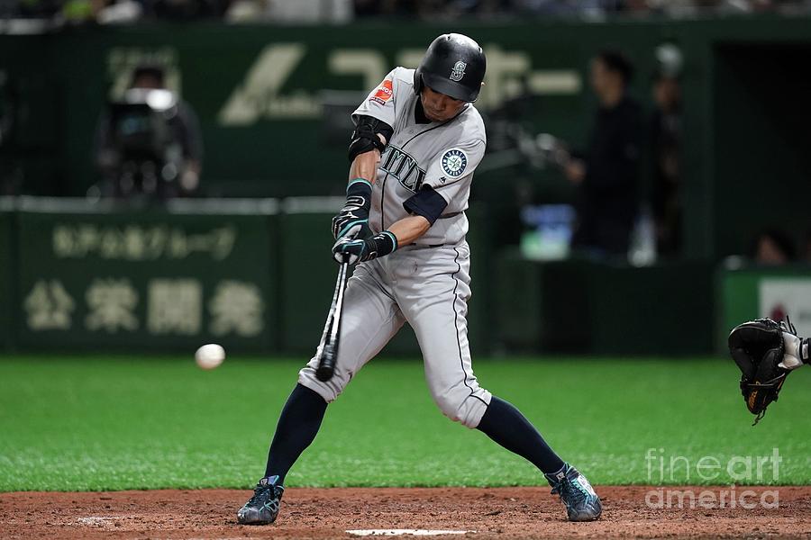 Ichiro Suzuki Photograph by Masterpress Ichiro Suzuki Photograph by Masterpress