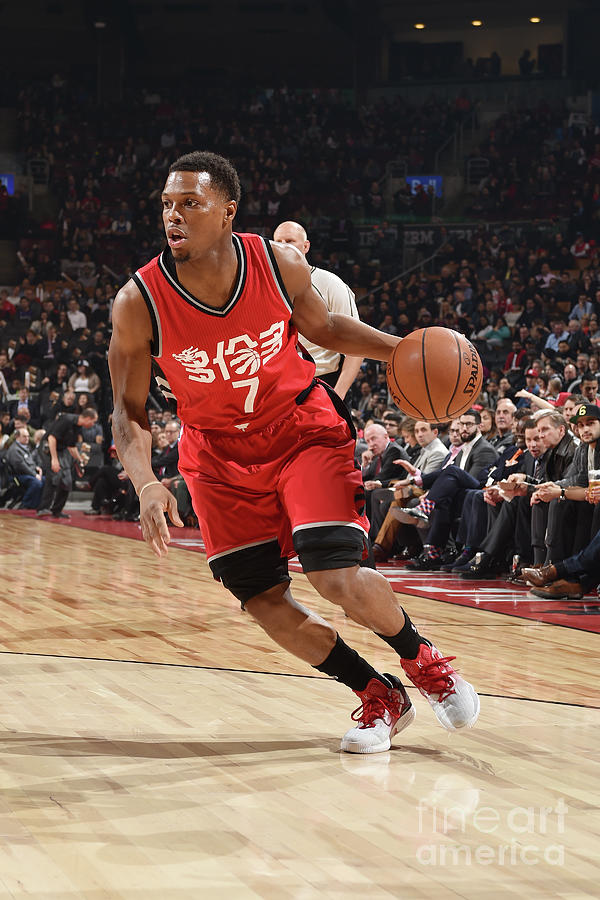 Kyle Lowry #4 Photograph by Ron Turenne