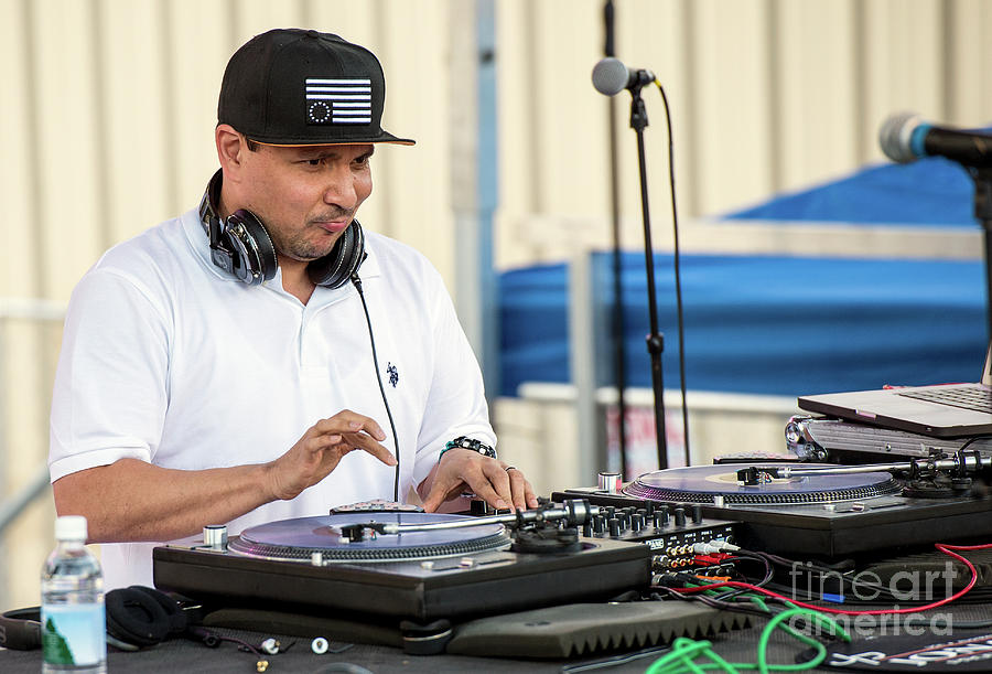 2014 Photograph - Mix Master Mike #4 by David Oppenheimer