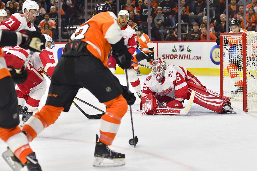 NHL: DEC 20 Red Wings at Flyers #4 Photograph by Icon Sportswire