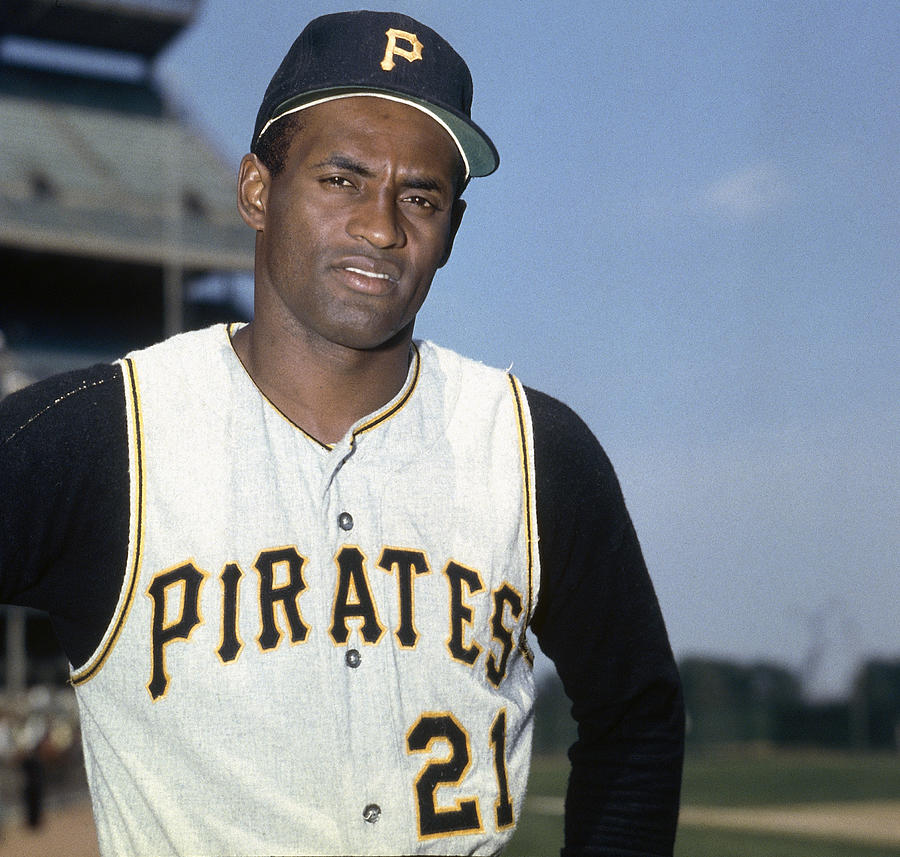 Roberto Clemente #4 Photograph by Louis Requena