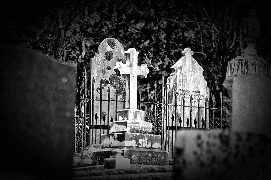 Rowland Flat Cemetery Photograph by Kev Peirce | Fine Art America