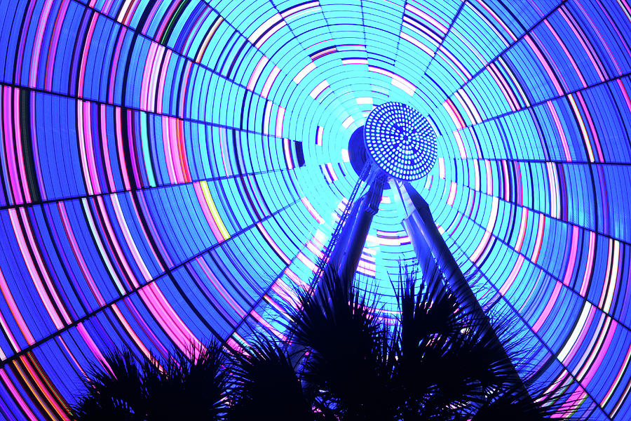 Skywheel at Myrtle Beach Photograph by Dave Guy